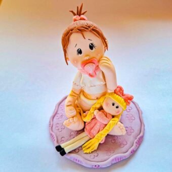 Niña en Porcelana Fría